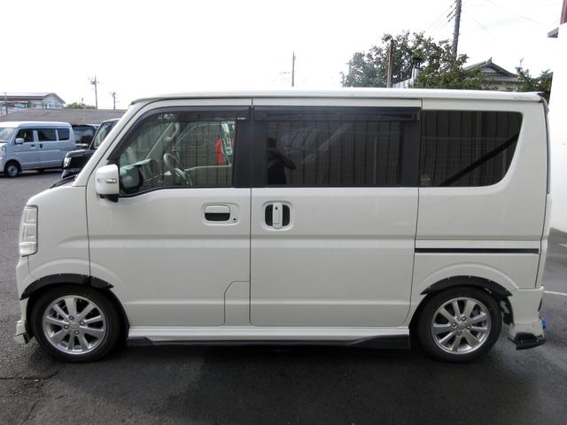 エブリイワゴン ＰＺターボスペシャル　ワンオーナー車　修復歴無し　社外フルエアロ　社外マフラー　ローダウン　両側パワースライド　メモリーナビ　ＴＶ　ＨＩＤオートライト　フォグ　プッシュスタート　オートエアコン　後席フルフラットシート（9枚目）
