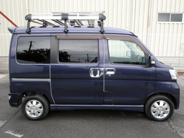 アトレーワゴン カスタムターボＲＳリミテッド　ＳＡＩＩＩ　後期　修復歴無し　ナビ　フルセグ　ＤＶＤ再生　Ｂｌｕｅｔｏｏｔｈ　ＥＴＣ　ドライブレコーダー　バックカメラ　パワースライドドア　ＬＥＤヘッドライト　ルーフキャリア　ＭＯＭＯステアリング　社外マフラー（7枚目）