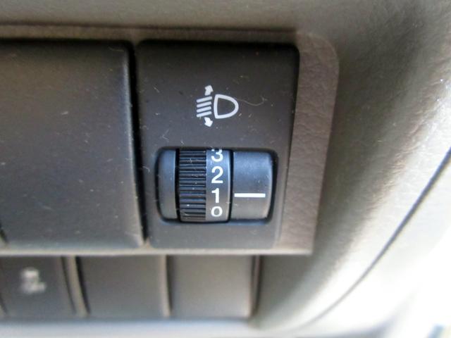 ＮＶ１００クリッパーバン ＧＸ　ハイルーフ　４ＡＴ　修復歴無し　ナビ　フルセグ　ＤＶＤ再生　Ｂｌｕｅｔｏｏｔｈオーディオ　ＥＴＣ　社外ＬＥＤライト　衝突被害軽減ブレーキ　オーバーヘッドコンソール　後席フルフラットシート（43枚目）