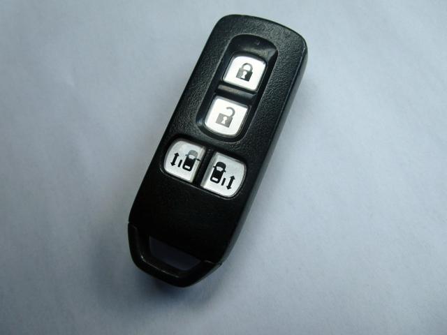 N-BOX+ 2トーンカラースタイル G・ターボLパッケージ 4WD 両側パワースライド パドルシフト オートクルーズ ナビ フルセグTV DVD再生 ETC バックカメラ プッシュスタート付き スマートキー オートライト 横滑り防止装置 オートエアコン(59枚目)