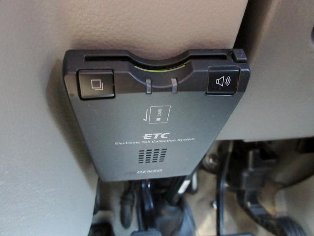 エブリイワゴン ＰＺターボ　ハイルーフ　ナビ　地デジＴＶ　ＤＶＤ再生　デュアルカメラブレーキ　アクセル踏み間違い防止装置　スマートキー　プッシュスタート　パワースライドドア　ＨＩＤライト　オートライト　レーンキープアシスト（37枚目）