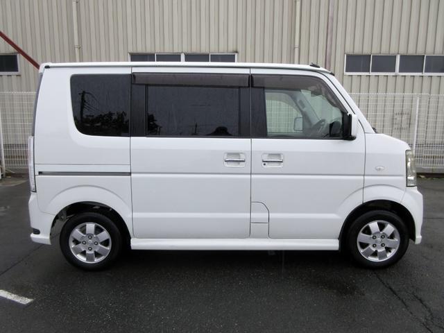 エブリイワゴン ＰＺターボ　後期　修復歴無し　ディスチャージヘッドランプ　メモリーナビ　ＴＶ　ＥＴＣ　キーレス　電格ミラー　パワースライドドア　純正アルミホイール　後席フルフラット　オートエアコン　フォグライト（7枚目）