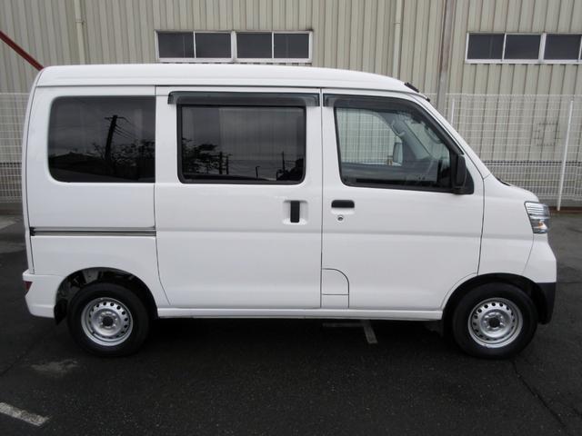 ハイゼットカーゴ DX SAIII ハイルーフ 後期 修復歴無し ナビ Bluetooth接続 バックカメラ ドライブレコーダー キーレス 純正セキュリティ 衝突軽減ブレーキ 誤発進抑制 レーンキープアシスト 頭上収納 LEDライト(7枚目)