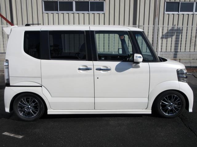 Ｎ－ＢＯＸカスタム Ｇ・ターボパッケージ　修復歴無し　純正メモリーナビ　地デジ　バックカメラ　ＥＴＣ　無限グリル　ローダウン　社外アルミ　両側電動スライドドア　ＨＩＤヘッドライト　プッシュスタート　スマートキー　クルーズコントロール（7枚目）