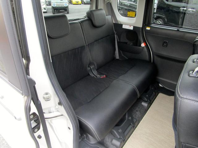 タント カスタムＲＳ　トップエディションＳＡＩＩＩ　ターボ　修復歴無し　メモリーナビ　フルセグ　Ｂｌｕｅｔｏｏｔｈ　バックカメラ　ＥＴＣ　ハーフレザーシート　シートヒーター　両側電動スライドドア　衝突被害軽減ブレーキ　ロールシェード　プッシュスタート（29枚目）