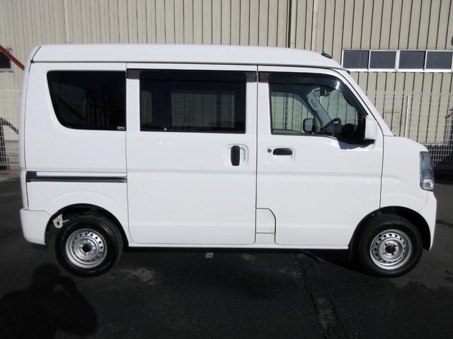 NV100クリッパーバン DX GLセーフティパッケージ ハイルーフ CDオーディオ ドライブレコーダー デュアルカメラブレーキ オーバーヘッドコンソール パワーウィンドウ 電動格納ミラー フルフラットシート タイミングチェーン 積載量350kg(7枚目)