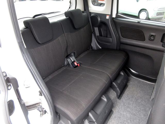 デイズルークス ハイウェイスター ターボ CDオーディオ アラウンドビューモニター 両側電動スライドドア サーキュレーター ロールシェード プッシュスタート スマートキー シートバックテーブル HIDヘッドライト フォグライト 純正アルミ(25枚目)