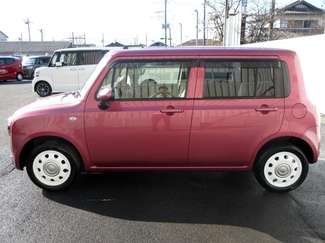 アルトラパンショコラ G 専用レザーシート コンビハンドル ETC HIDヘッドライト ナビ TV ブルートゥース接続 プッシュスタート スマートキー 純正セキュリティ 電格ミラー ドアバイザー(9枚目)