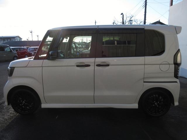 Ｎ－ＢＯＸカスタム Ｌターボ　スタイル＋ブラック　９インチメモリーナビ　フルセグ　ブルートゥース　バックカメラ　ＥＴＣ　前後ドライブレコーダー　ハーフレザーシート　シートヒーター　両側電動スライドドア　電子パーキング　アダプティブクルーズコントロール（9枚目）