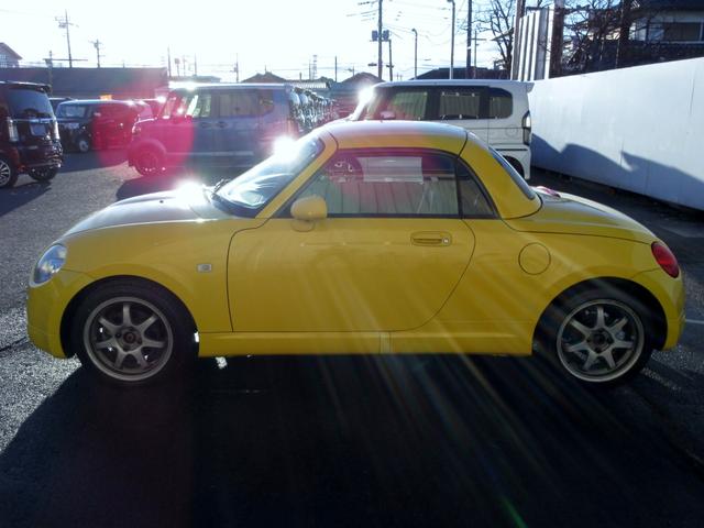 コペン アクティブトップ　ターボ　５ＭＴ　修復歴無し　電動ルーフ開閉　キーレス　ＵＳＢ接続　ＥＴＣ　キーレス　社外アルミ　社外マフラー　ＡＢＳ　フォグランプ（9枚目）