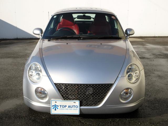 コペン アクティブトップ　ターボ　５ＭＴ　修復歴無し　電動ルーフ開閉　ＥＴＣ　赤革シート　シートヒーター　ＨＩＤヘッドライト　フォグライト　社外アルミ　ｍｏｍｏステ　キーレス　電動ミラー（3枚目）