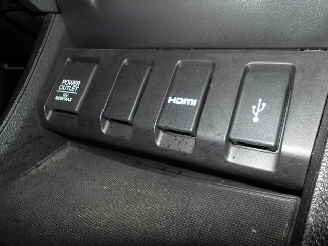 ヴェゼル ハイブリッドＺ・ホンダセンシング　弊社下取ワンオーナー車　Ｂｌｕｅｔｏｏｔｈ接続対応ギャザズメモリーナビ　リアカメラ　ＵＳＢ＆ＨＤＭＩジャック　運転席＆助手席シートヒーター（17枚目）