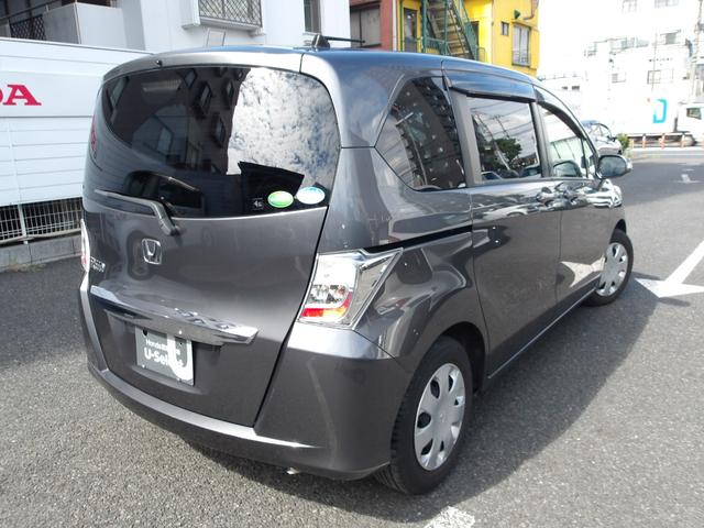 フリード Gジャストセレクション 弊社下取ワンオーナー車 ギャザズメモリーナビ リアカメラ 前後ドライブレコーダー 両側パワースライドドア クルーズコントロール(2枚目)