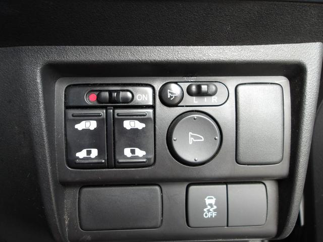 フリード Gジャストセレクション 弊社下取ワンオーナー車 ギャザズメモリーナビ リアカメラ 前後ドライブレコーダー 両側パワースライドドア クルーズコントロール(20枚目)