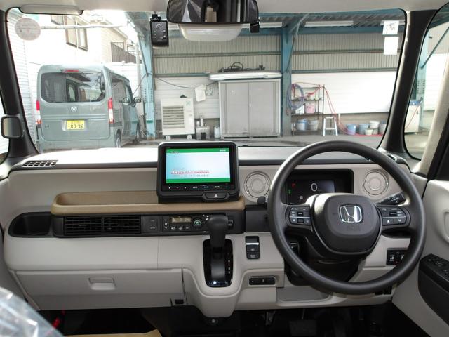 N-BOX ベースグレード 弊社試乗車アップ車 Bluetooth接続対応ギャザズメモリーナビ リアカメラ 前後ドライブレコーダー USBジャック 両側パワースライドドア シートヒーター(3枚目)