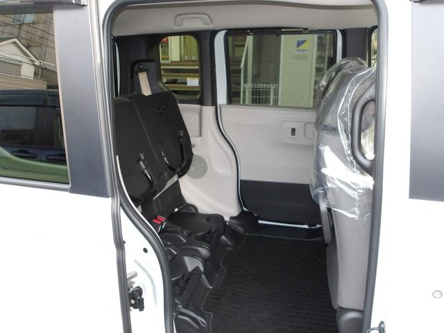 N-BOX ベースグレード 弊社試乗車アップ車 Bluetooth接続対応ギャザズメモリーナビ リアカメラ 前後ドライブレコーダー USBジャック 両側パワースライドドア シートヒーター(8枚目)