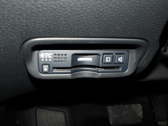 ヴェゼル ハイブリッドＺ・ホンダセンシング　弊社下取ワンオーナー車　Ｂｌｕｅｔｏｏｔｈ接続対応ギャザズメモリーナビ　リアカメラ　ＵＳＢジャック　運転席＆助手席シートヒーター　クルーズコントロール（19枚目）