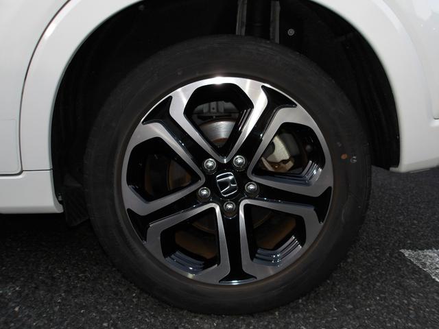 ヴェゼル ハイブリッドＺ・ホンダセンシング　弊社下取ワンオーナー車　Ｂｌｕｅｔｏｏｔｈ接続対応ギャザズメモリーナビ　リアカメラ　ＵＳＢジャック　運転席＆助手席シートヒーター　クルーズコントロール（23枚目）