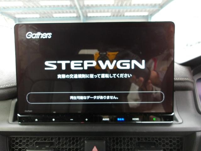 ステップワゴン スパーダプレミアムライン　弊社下取ワンオーナー車　Ｂｌｕｅｔｏｏｔｈ接続対応ギャザズメモリーナビ　マルチビューカメラシステム　前後ドライブレコーダー　ＵＳＢジャック　シートヒーター（11枚目）
