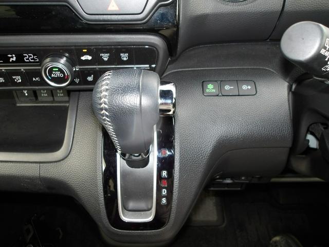 Ｎ－ＢＯＸカスタム Ｌターボ　弊社下取ワンオーナー車　Ｂｌｕｅｔｏｏｔｈ接続対応ギャザズメモリーナビ　リアカメラ　前後ドライブレコーダー両側パワースライドドア　シートヒーター（20枚目）