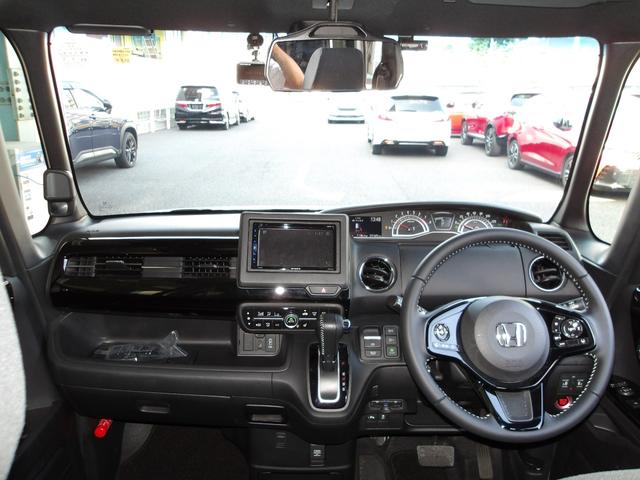 Ｎ－ＢＯＸカスタム Ｌターボ　弊社下取ワンオーナー車　Ｂｌｕｅｔｏｏｔｈ接続対応ディスプレイオーディオ　リアカメラ　前後左右３６０°ドライブレコーダー　両側パワースライドドア　シートヒーター（3枚目）