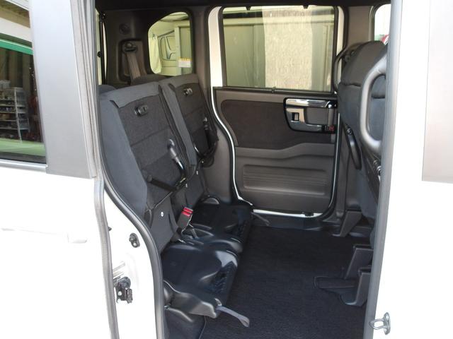 Ｎ－ＢＯＸカスタム Ｌターボ　弊社下取ワンオーナー車　Ｂｌｕｅｔｏｏｔｈ接続対応ディスプレイオーディオ　リアカメラ　前後左右３６０°ドライブレコーダー　両側パワースライドドア　シートヒーター（8枚目）
