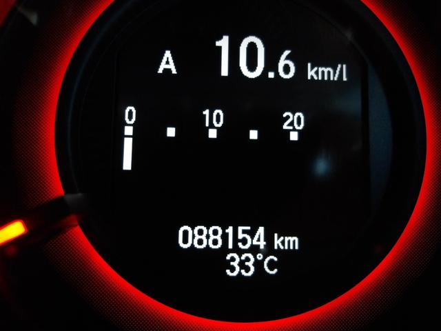 オデッセイ アブソルート 弊社下取車 Bluetooth接続対応ギャザズメモリーナビ リアカメラ 両側パワースライドドア アイドリングストップ LEDヘッドライト(9枚目)