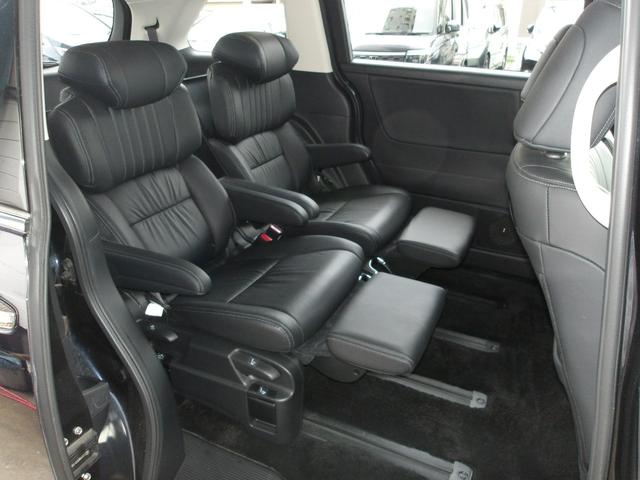 オデッセイハイブリッド ｅ：ＨＥＶアブソルート・ＥＸ　弊社下取ワンオーナー車　ギャザズメモリーナビ　マルチビューカメラシステム　ＵＳＢ＆ＨＤＭＩジャック　両側パワースライドドア　シートヒーター　本革シート（7枚目）