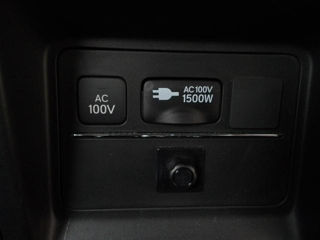 オデッセイハイブリッド ｅ：ＨＥＶアブソルート・ＥＸ　弊社下取ワンオーナー車　ギャザズメモリーナビ　マルチビューカメラシステム　ＵＳＢ＆ＨＤＭＩジャック　両側パワースライドドア　シートヒーター　本革シート（19枚目）