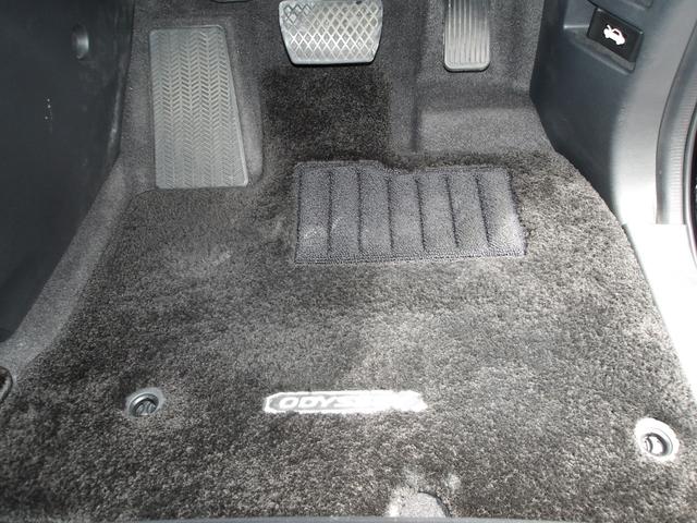 オデッセイハイブリッド ｅ：ＨＥＶアブソルート・ＥＸ　弊社下取ワンオーナー車　ギャザズメモリーナビ　マルチビューカメラシステム　ＵＳＢ＆ＨＤＭＩジャック　両側パワースライドドア　シートヒーター　本革シート（29枚目）