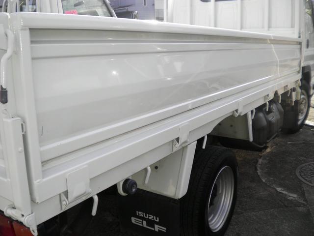 いすゞ エルフトラック フラットロー １５００ｋｇ積載 ディーゼルターボ ５速マニュアル車 １０尺スチール荷台４ナンバー ｅｔｃ キーレス 154 8万円 平成28年 16年 神奈川県 中古車 価格 Com