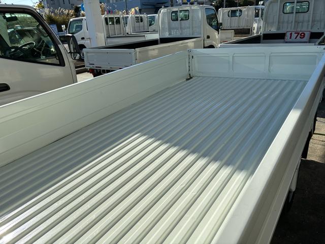 ダイナトラック ロングシングルジャストロー 新免許対応車両 ディーゼルターボ オートマ車 高床 1250kg積載 10尺スチール荷台4ナンバー車 ナビ ETC 電格ミラー(14枚目)