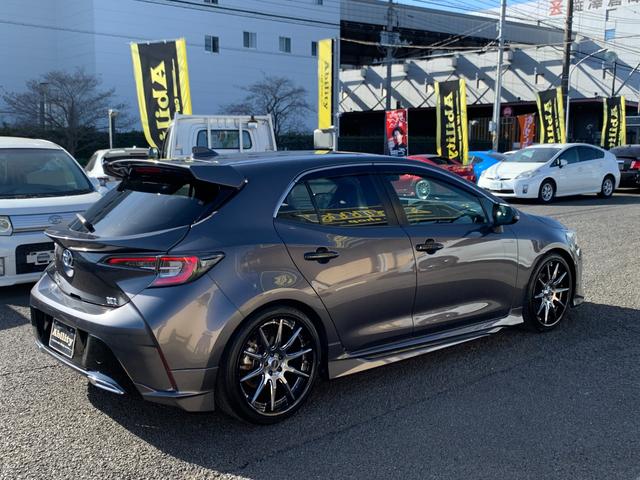 カローラスポーツ ハイブリッドＧ　スタイルパッケージ　モデリスタエアロ☆社外ゲートスポイラー＆リアスポイラー☆マーベリック１９インチＡＷ☆ＨＫＳ車高調☆ＬＥＤヘッドライト☆ＢＳＭ☆純正ナビ／ＢＴオーディオ／バックカメラ☆（5枚目）