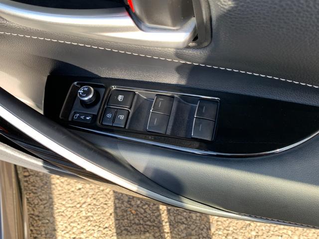 カローラスポーツ ハイブリッドＧ　スタイルパッケージ　モデリスタエアロ☆社外ゲートスポイラー＆リアスポイラー☆マーベリック１９インチＡＷ☆ＨＫＳ車高調☆ＬＥＤヘッドライト☆ＢＳＭ☆純正ナビ／ＢＴオーディオ／バックカメラ☆（45枚目）