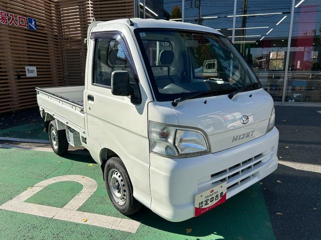 ハイゼットトラック エアコン・パワステ　スペシャル　純正ラジオ　バイザー　純正ラジオ、サイドバイザー、ラバーマット、マニュアルエアコン、（4枚目）