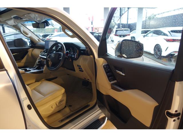 ランドクルーザー ＺＸ　モデリスタエアロ　リアエンター　クールＢＯＸ　空気圧センサー　パノラミックＭ　ＪＢＬ　ルーフレール　リア電動デフロック　ＳＲ　寒冷地仕様　バックフォグ　パワーバックドア　ＥＴＣ２．０　エアーシート（36枚目）