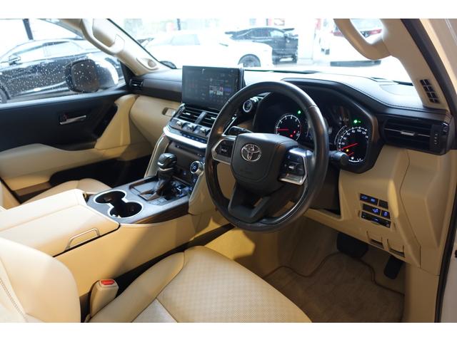 ランドクルーザー ＺＸ　モデリスタエアロ　リアエンター　クールＢＯＸ　空気圧センサー　パノラミックＭ　ＪＢＬ　ルーフレール　リア電動デフロック　ＳＲ　寒冷地仕様　バックフォグ　パワーバックドア　ＥＴＣ２．０　エアーシート（40枚目）