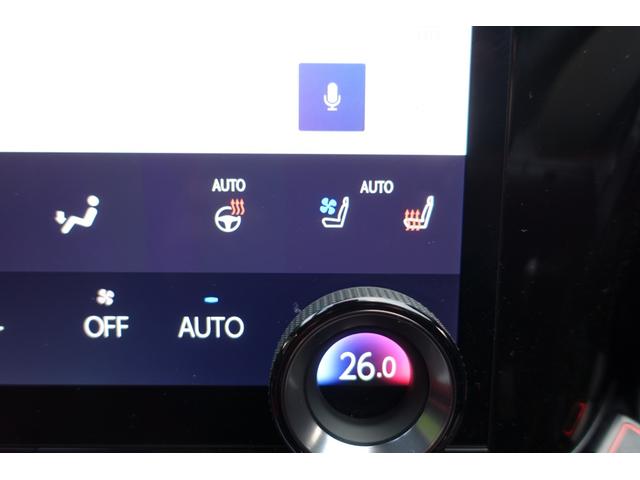 ＲＸ ＲＸ５００ｈ　Ｆスポーツパフォーマンス　マクレビ　パノラマＲ　ＴＲＤエアロ＆マフラー　オレンジキャリパー　置くだけ充電　デジタルＭ　パノラミックＭ　ＡＣ１００Ｖ１５００Ｗ　ステリングＨ　２列目エアーシート＆オート格納　Ｐバックドア　ＥＴＣ（34枚目）