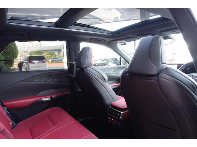 ＲＸ ＲＸ５００ｈ　Ｆスポーツパフォーマンス　マクレビ　パノラマＲ　ＴＲＤエアロ＆マフラー　オレンジキャリパー　置くだけ充電　デジタルＭ　パノラミックＭ　ＡＣ１００Ｖ１５００Ｗ　ステリングＨ　２列目エアーシート＆オート格納　Ｐバックドア　ＥＴＣ（43枚目）