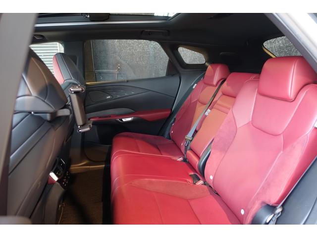 ＲＸ ＲＸ５００ｈ　Ｆスポーツパフォーマンス　マクレビ　パノラマＲ　ＴＲＤエアロ＆マフラー　オレンジキャリパー　置くだけ充電　デジタルＭ　パノラミックＭ　ＡＣ１００Ｖ１５００Ｗ　ステリングＨ　２列目エアーシート＆オート格納　Ｐバックドア　ＥＴＣ（48枚目）