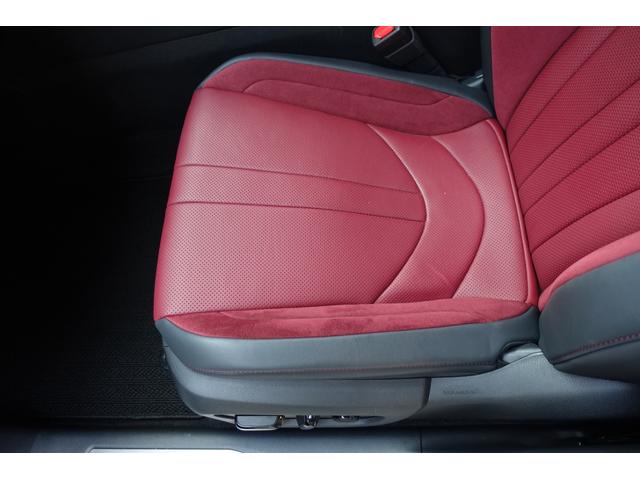 ＲＸ ＲＸ５００ｈ　Ｆスポーツパフォーマンス　マクレビ　パノラマＲ　ＴＲＤエアロ＆マフラー　オレンジキャリパー　置くだけ充電　デジタルＭ　パノラミックＭ　ＡＣ１００Ｖ１５００Ｗ　ステリングＨ　２列目エアーシート＆オート格納　Ｐバックドア　ＥＴＣ（51枚目）