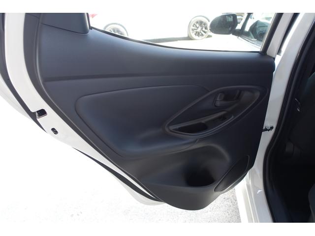 ヤリス ハイブリッドX バックカメラ ビルドインETC USB ブルートゥース LTA RSA レーダークルーズ(34枚目)