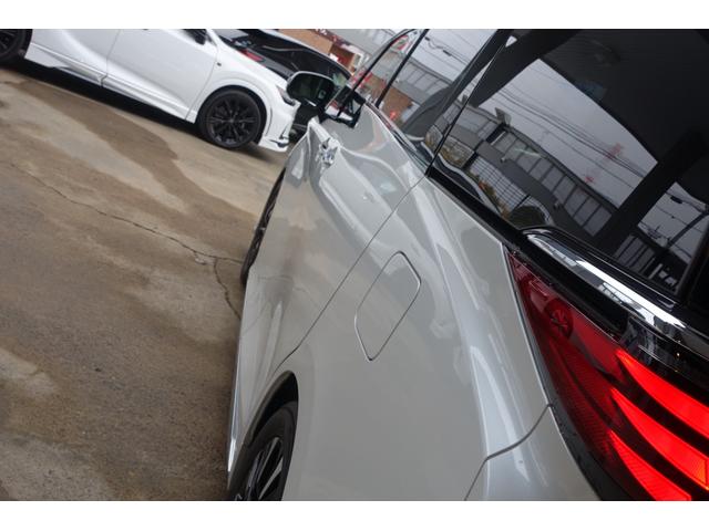 アルファードハイブリッド エグゼクティブラウンジ　リアシートエンターテイメント＆ＪＢＬサウンド　トヨタチームメイト　ベージュ革　ＯＰＤＶＤデッキ　ＯＰユニバーサルステップ　ＯＰ寒冷地仕様＆バックフォグランプ　ＯＰ１９ＡＷ　ＯＰガーニッシュ（27枚目）