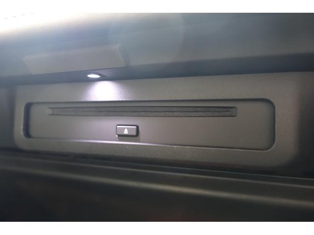 アルファードハイブリッド エグゼクティブラウンジ　リアシートエンターテイメント＆ＪＢＬサウンド　トヨタチームメイト　ベージュ革　ＯＰＤＶＤデッキ　ＯＰユニバーサルステップ　ＯＰ寒冷地仕様＆バックフォグランプ　ＯＰ１９ＡＷ　ＯＰガーニッシュ（44枚目）