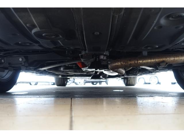 アルファードハイブリッド エグゼクティブラウンジ　リアシートエンターテイメント＆ＪＢＬサウンド　トヨタチームメイト　ベージュ革　ＯＰＤＶＤデッキ　ＯＰユニバーサルステップ　ＯＰ寒冷地仕様＆バックフォグランプ　ＯＰ１９ＡＷ　ＯＰガーニッシュ（51枚目）