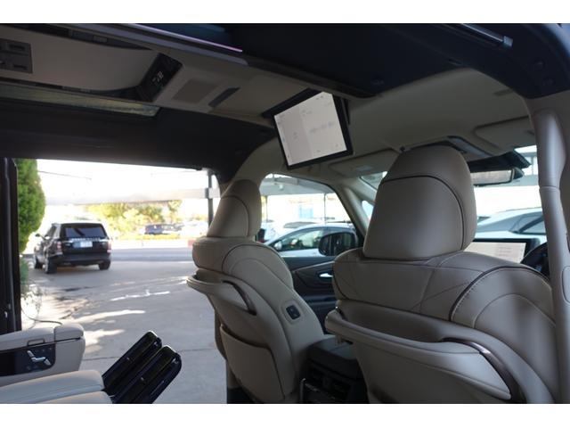 アルファードハイブリッド エグゼクティブラウンジ OPカーテン DVDデッキ JBL パノラミックM リアエンターテイメント AC100V1500W HDMI ETC2.0 SR トヨタチームメイト 置くだけ充電 3電ドア BSM(40枚目)