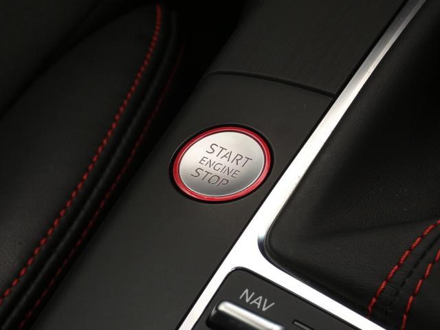Ｓ３ スポーツバック　マトリクスＬＥＤライトＰＫＧ　ＡＣＣ　ブラックハーフレザー　専用エクステリア＆インテリア　ＡＵＤＩプレンセス　ドライブセレクト　ＭＭＩナビ　ＴＶ　Ｂカメラ　ＰＤＣ　パワーシート　アドバンスドキー　１８ＡＷ　禁煙　弊社買取車（17枚目）