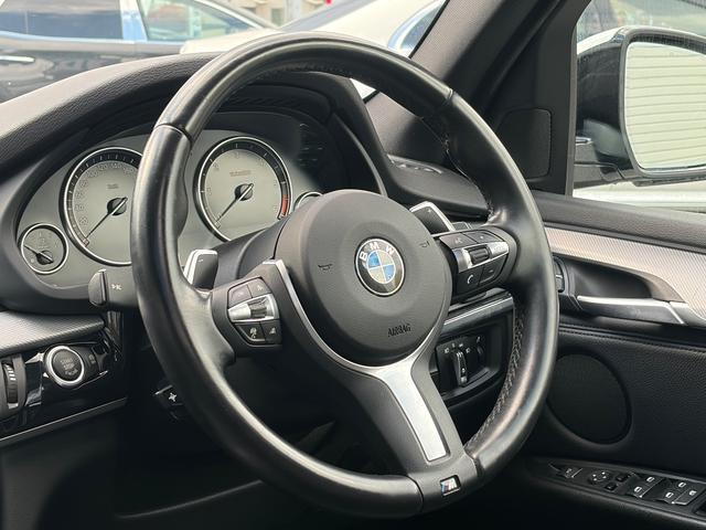 X5 xDrive 35d Mスポーツ セレクトPKG PSR OP20AW 黒革 Dアシストプラス ACC Bカメ PDC トップビュー 前後シートヒーター コンフォートアクセス ソフトクローズドア パワーバックドア キセノン 専用エクステリア 禁煙 弊社買取(12枚目)