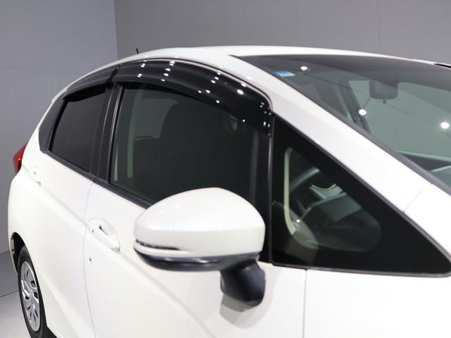 フィット 13G・Lパッケージ 禁煙車 スマートキー LEDヘッドライト LEDドアミラーウインカー 純正ナビ バックカメラ Bluetooth接続 ワンセグ ホンダスマートキー ETC VSA 盗難警報装置 1オ-ナ- Bカメ(10枚目)