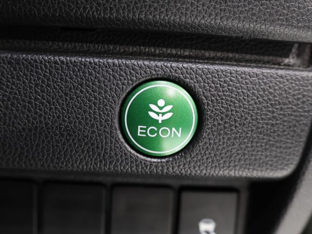 フィット 13G・Lパッケージ 禁煙車 スマートキー LEDヘッドライト LEDドアミラーウインカー 純正ナビ バックカメラ Bluetooth接続 ワンセグ ホンダスマートキー ETC VSA 盗難警報装置 1オ-ナ- Bカメ(34枚目)